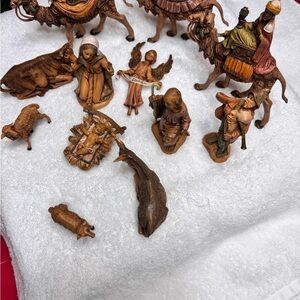 Handcrafted Nativity Scene Set - Brown